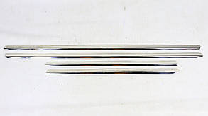 Окантовка вікон VW Amarok 2010-2016