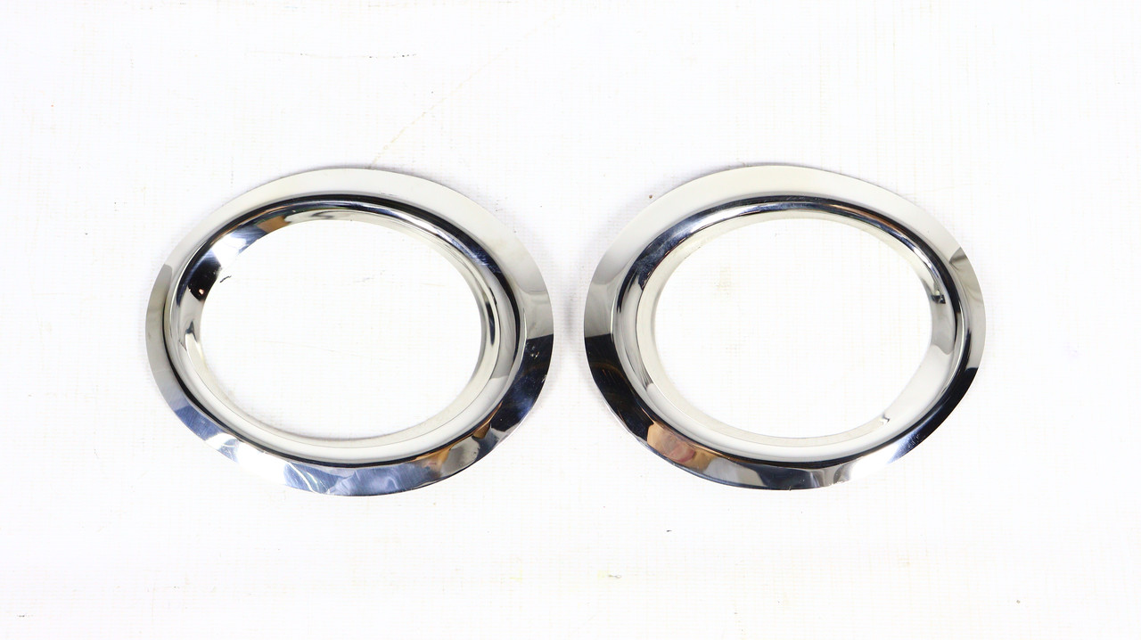 Хром окантовка протітумінних фар (Carmos) VW Caddy 2010-2015, фото 1