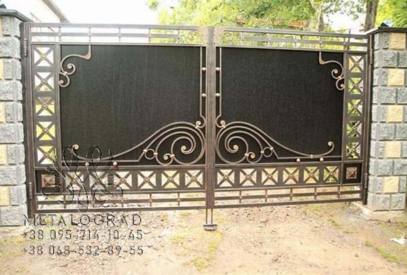 Кованые въездные распашные ворота в римском стиле - фото 1 - id-p1504651823