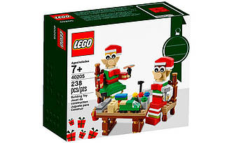 Конструктор Лего LEGO Exclusive Маленькі Ельфи-помічники