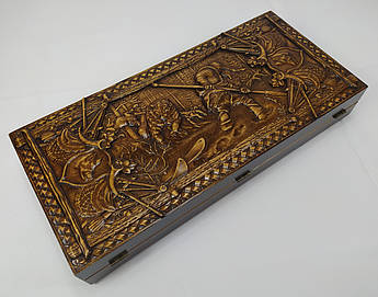 Подарункові різьблені нарди з дерева ручної роботи "Полювання" 60 см * 50 см.