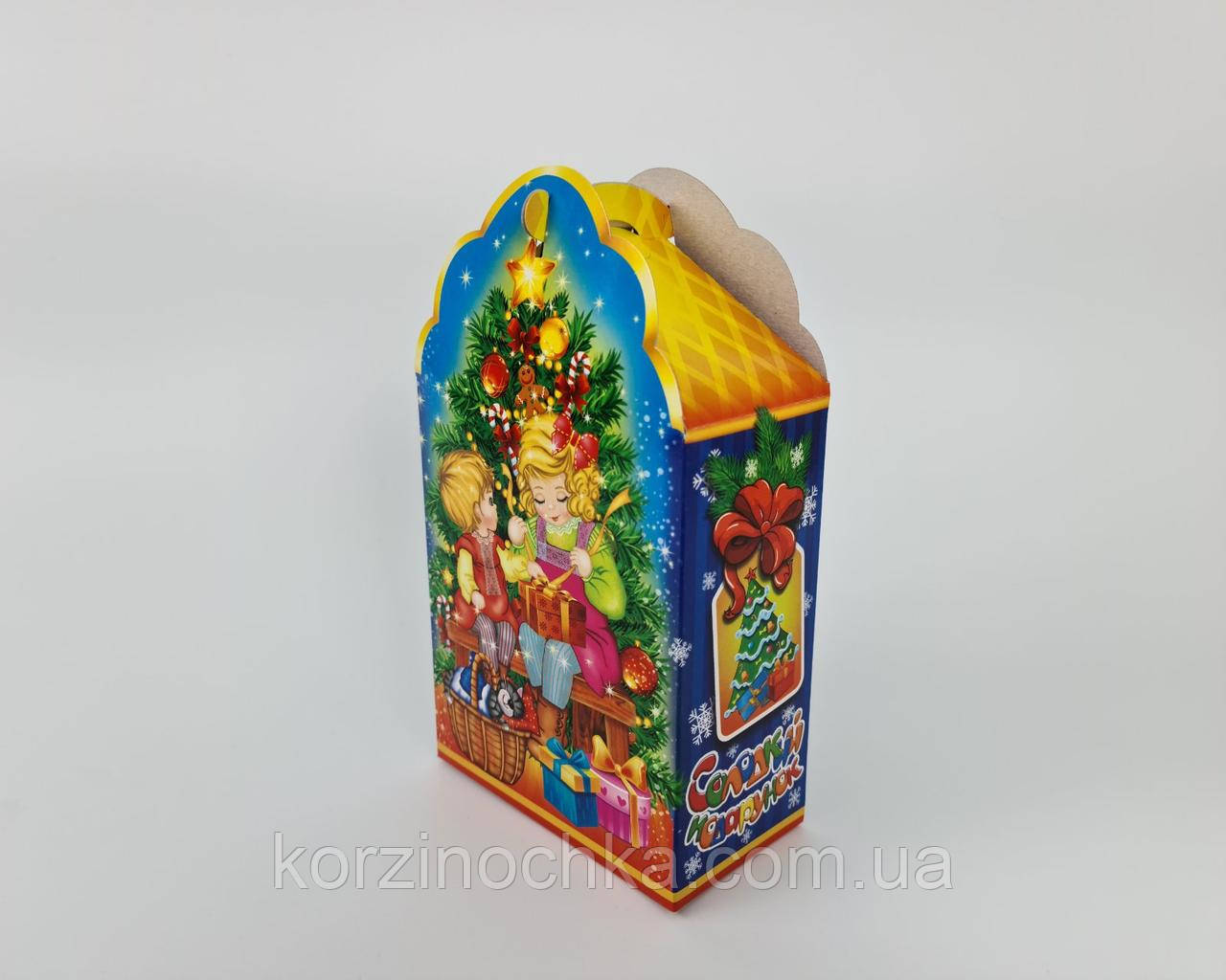 Новорічна Упаковка для Цукерок(600гр)Діти з подарунками(1 шт)