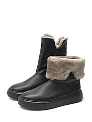 Уги жіночі шкіряні чорні черевики зимове тепле взуття великих розмірів COSMO Shoes Freedom Black Leather BS