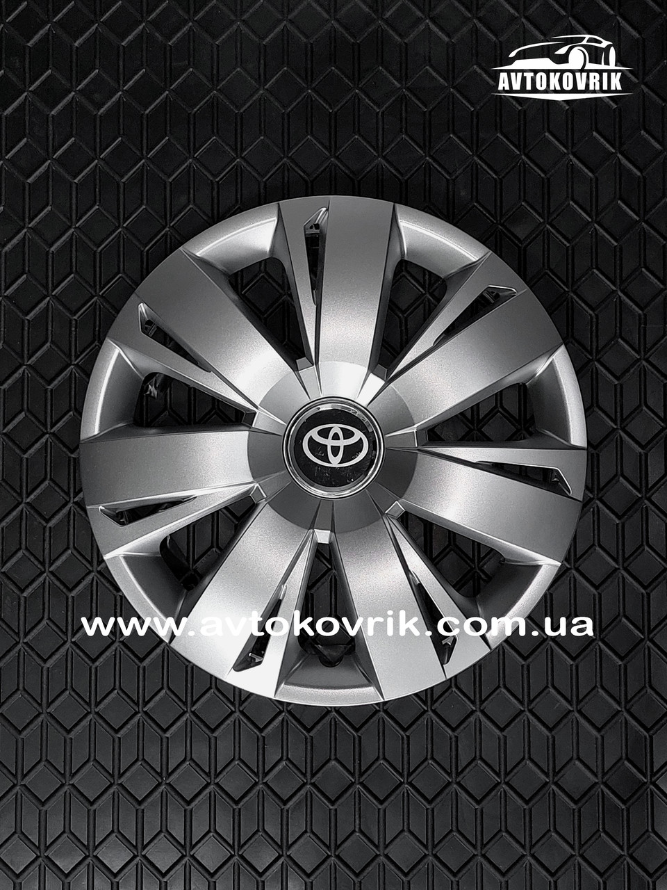 Ковпаки на колеса r16 на Toyota Тойота SKS 411