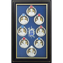 Об'ємне декоративне панно (гальванопластика) під склом "Гетьмани України"