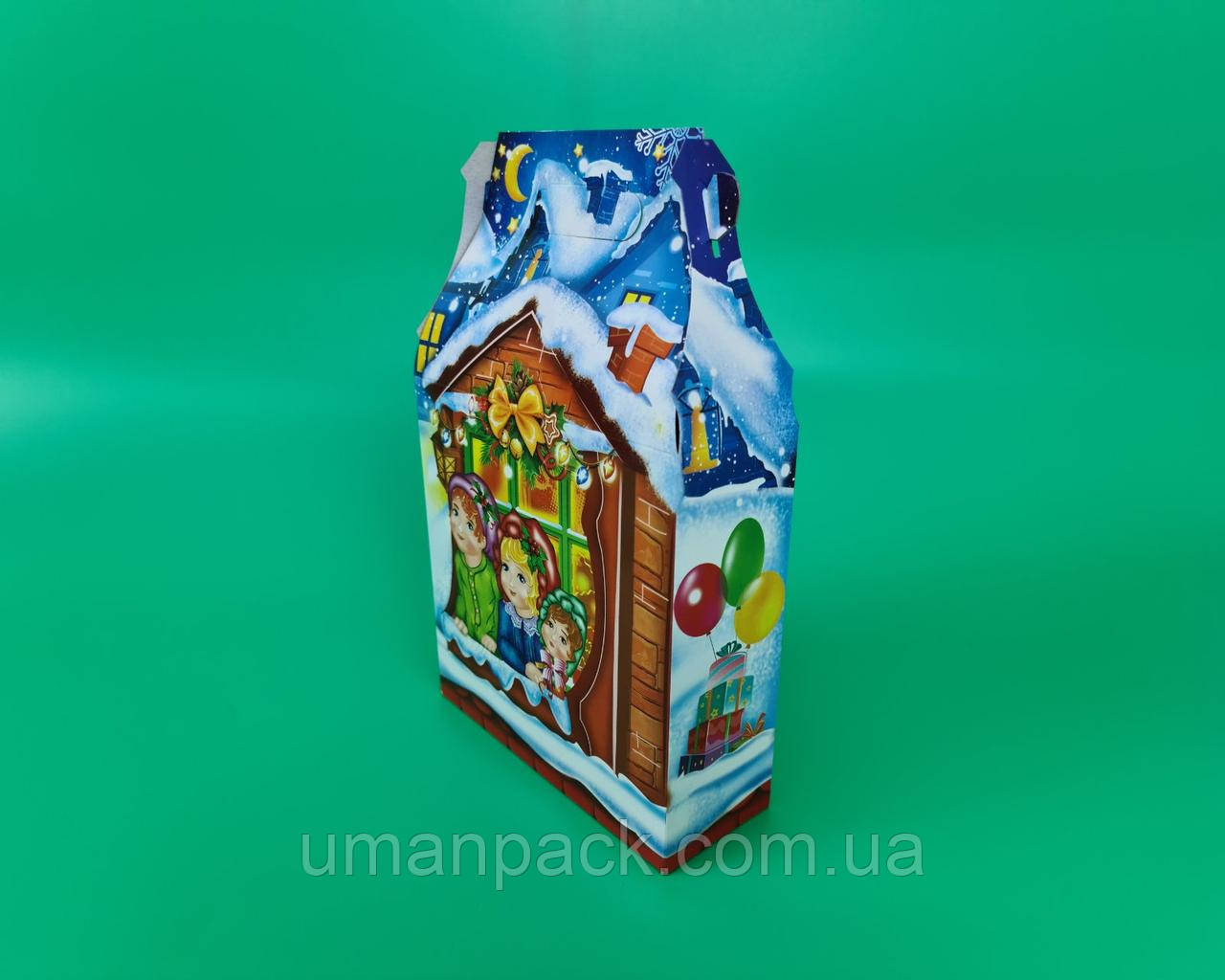 Новорічна подарункова картонна упаковка для цукерок №241 (600гр) Діти (1 шт)