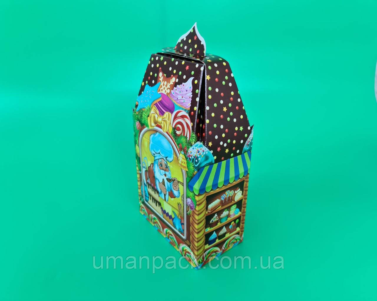 Новорічна подарункова картонна упаковка для цукерок №221 (700гр) Випічка Діда мороза (25 шт)