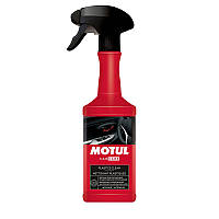 Очиститель пластиковых поверхностей Motul Car Care Plastics Clean (850156/110156) 500мл