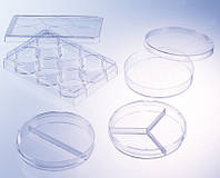 Чашка Петри диаметр 90 мм, стерильная (с тремя вентиляциоными отверстиями, из PS), 2 секции, 20 шт