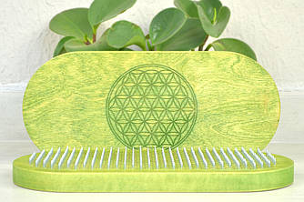 Динамічні цвяхи садху для новачків розташування цвяхів за квіткою життя. Дошка садху з плаваючими цвяхами.