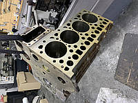 Блок цилиндров двигателя Kubota V2203 V2403 ; 1E154-01014 1A435-01010