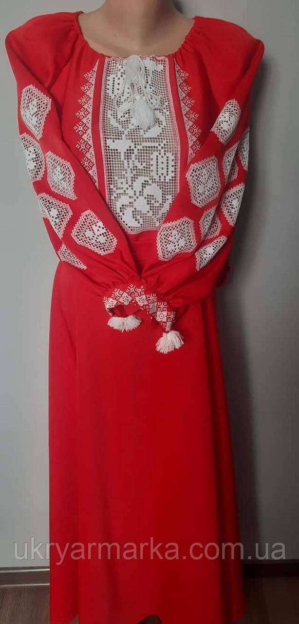 Вишита біла сукня  з мереживом "Асторія"