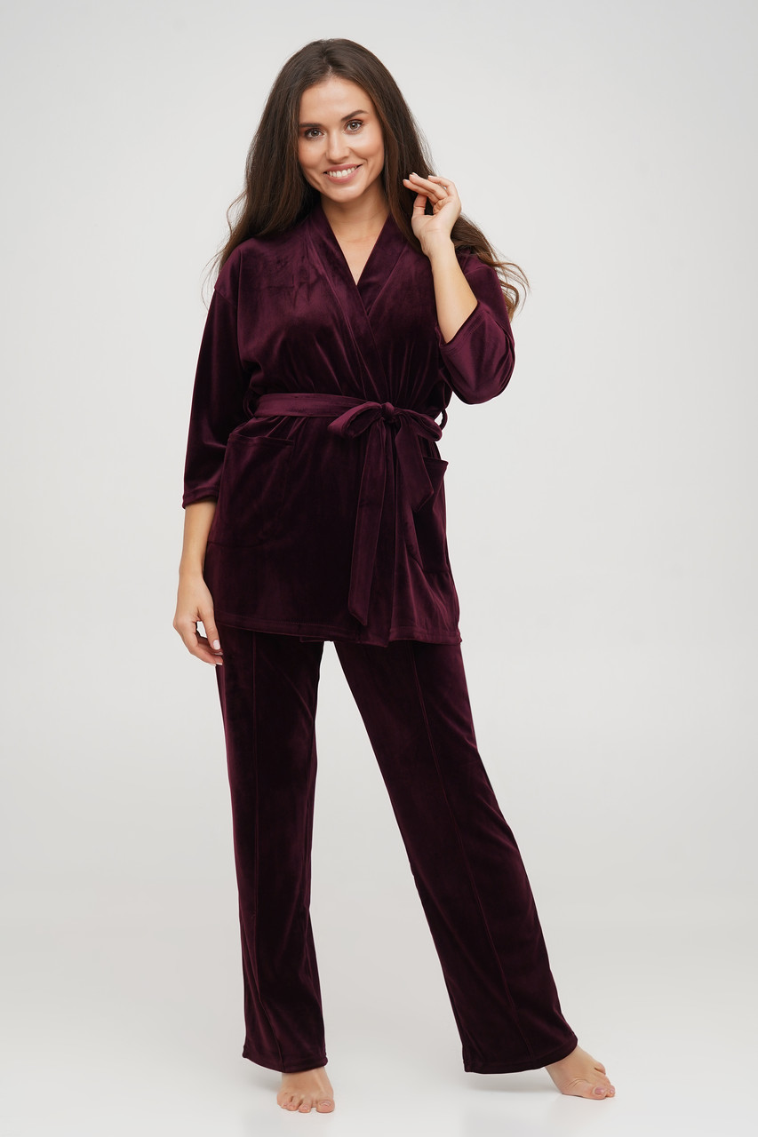 Домашній костюм піджак-кімоно та штани.