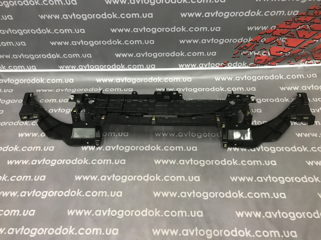 Панель передня верхня Ford Fusion MK5