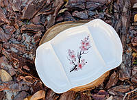 Білий керамічний посуд