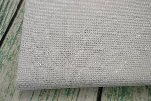 Канва для вишивки 3424/17 Aida 14 ct. Zweigart - колір білий зі сріблястим люрексом (50х50 см)