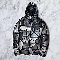 Мужская куртка с геометрическим принтом | Демисезонная куртка на синтепухе | Куртка серого цвета