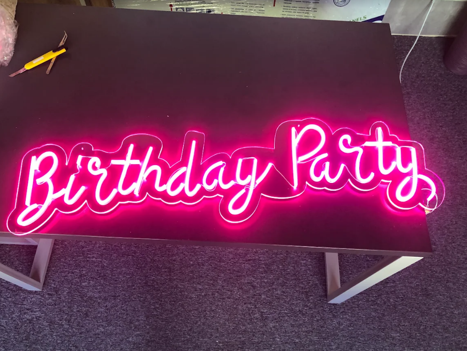 Неоновий напис логотип "Birthday Party"  на акриловій основі Manific Decor, фото 1