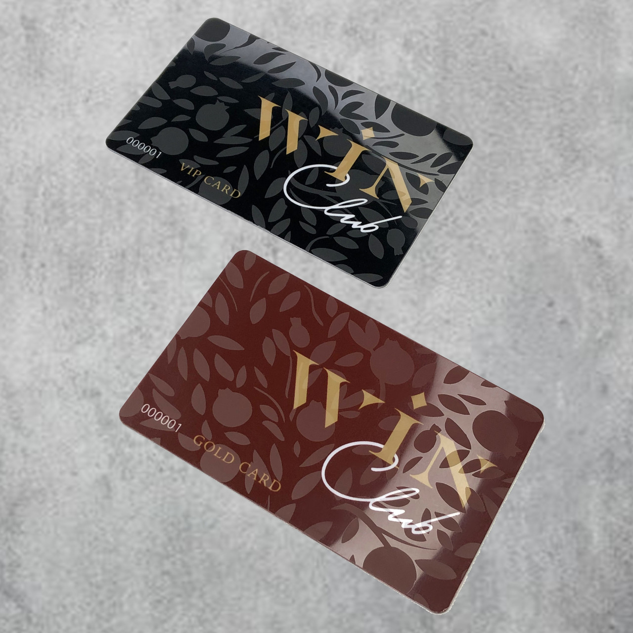 Пластикова картка з тисненням та УФ-лаком, фото 1