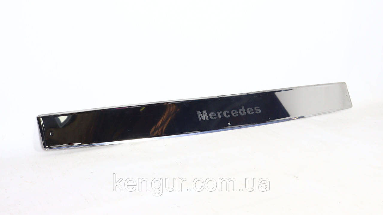 Накладка на задній бампер (без загину) Mercedes W638 1995-2003