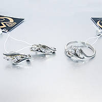 Комплект украшений из серебра с бесцветными фианитами кольцо серьги