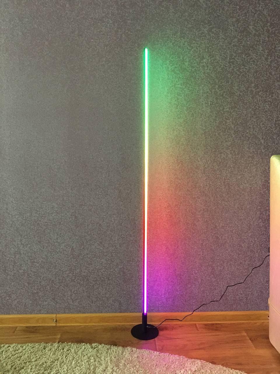 Підлоговий кутовий LED торшер 2м працює від повербанку нічник RGB три види управління