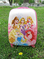 Дитяча валіза з Принцесами є нюанс. Дитячий чемодан на колесах. Купити валізу для дівчинки. Чемодан на колесах дитячий.