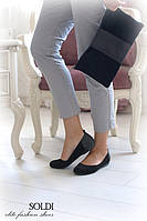 Модель "Миа" изготовлена из замши "черной" и кожи "питон черный" на черной подошве.