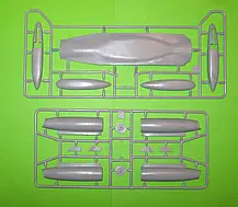 "Ланка-1А" ТБ-1 та і-5. Збірна модель літака-носія в масштабі 1/72. AMODEL 72290, фото 2