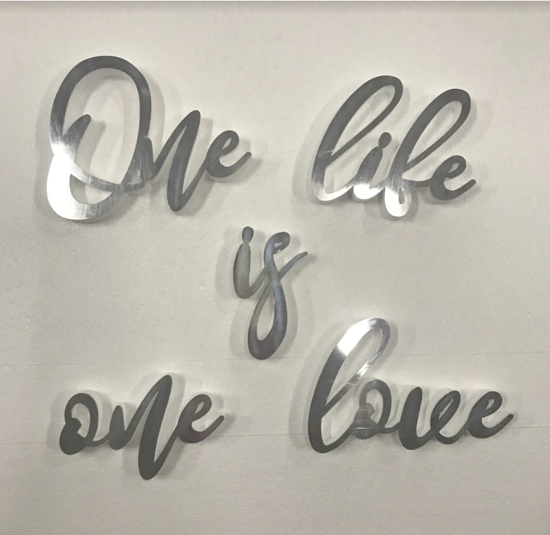 Напис індивідуальний Manific Decor на стіну із дзеркального пластику на стіну для свята Срібний