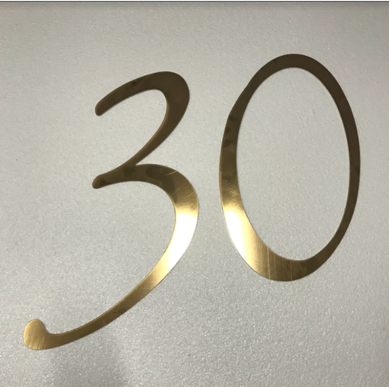 Об'ємна цифра "30" Manific Decor із дзеркального пластику на стіну для свята Золотий 40х57 см
