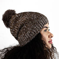 В'язана вовняна шапка на флісі жіноча Woman's heel коричнева з помпоном