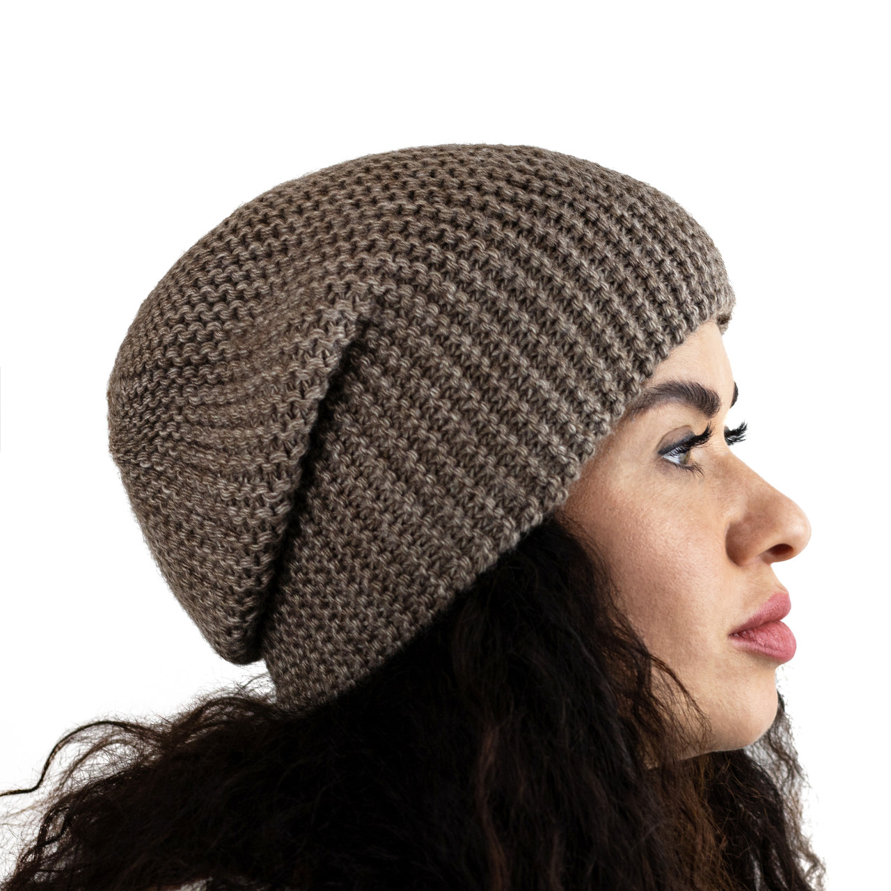 Шапка в'язана бежева