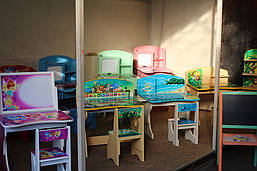 Парта - растишка производство Украина. Детская парта с мольбертом