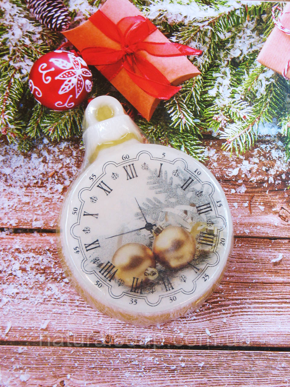 Оригінальне новорічне мило ручної роботи з картинкою Новорічна іграшка куранти