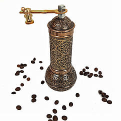 Турецька механічна ручна кавомолка коричнева жорна для помелу під турку металева 21см