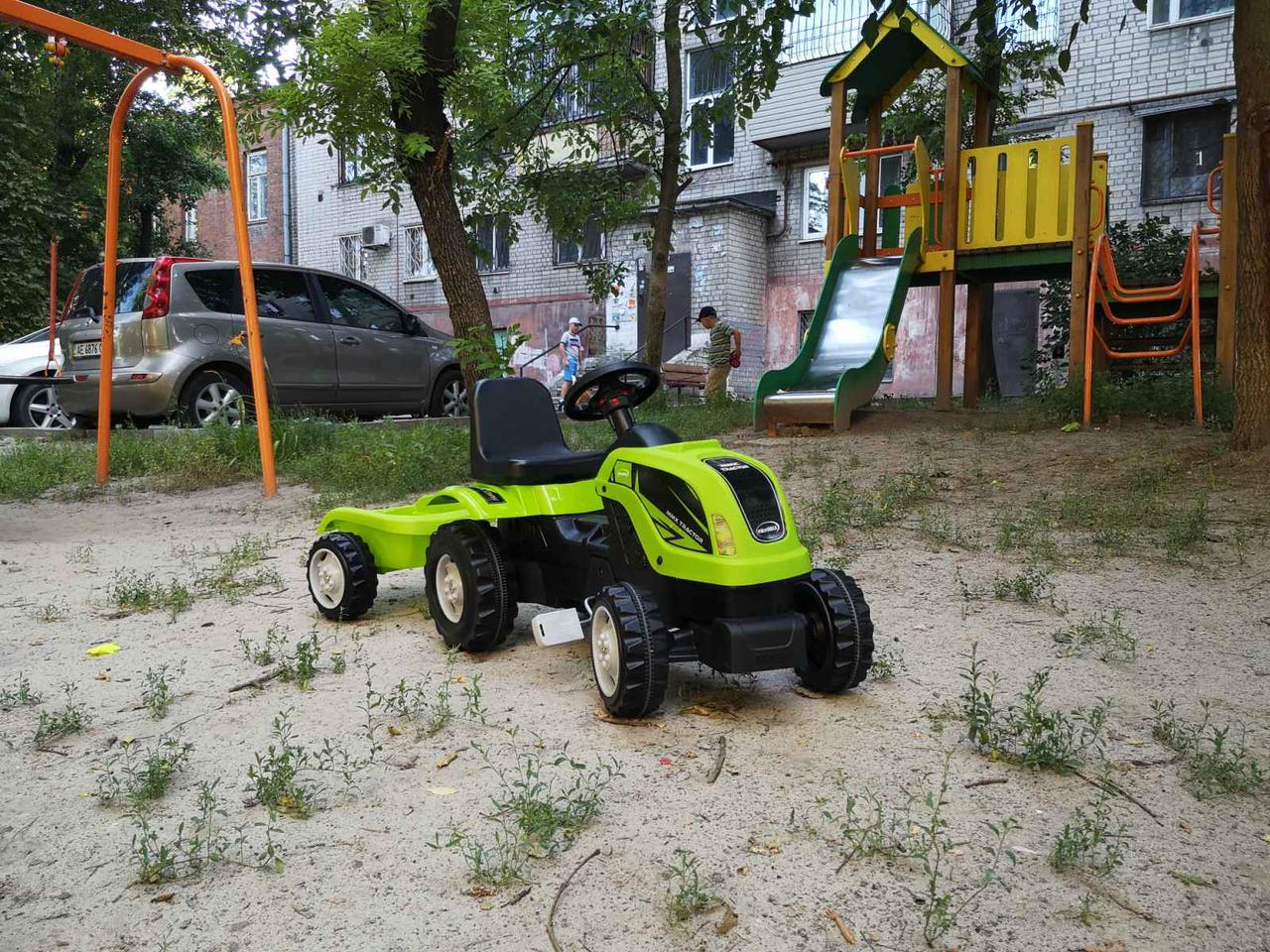 Детский трактор на педалях MMX MICROMAX (01-011) с прицепом зеленый - фото 2 - id-p1509003857