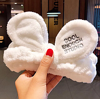 Жіноча пов'язка на голову Fashion RT22. Косметична пов'язка для фіксації волосся Біла