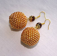 Золотые серьги шарики из бисера ручной работы "Медовое Золото"