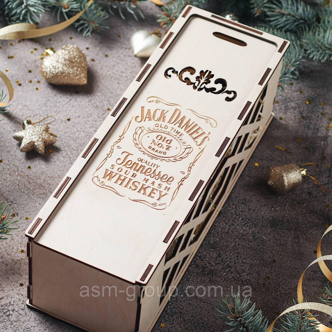 Дерев'яна коробка для паковання. Подарункова коробка для пляшки. Дизайн Джек Деніелс