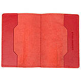 Яскрава обкладинка на паспорт з натуральної шкіри GRANDE PELLE 11484 Червоний, фото 3