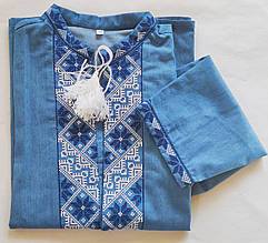 Дитяча вишиванка для хлопчика "Козачок" на джинсі з біло-синьою вишивкою