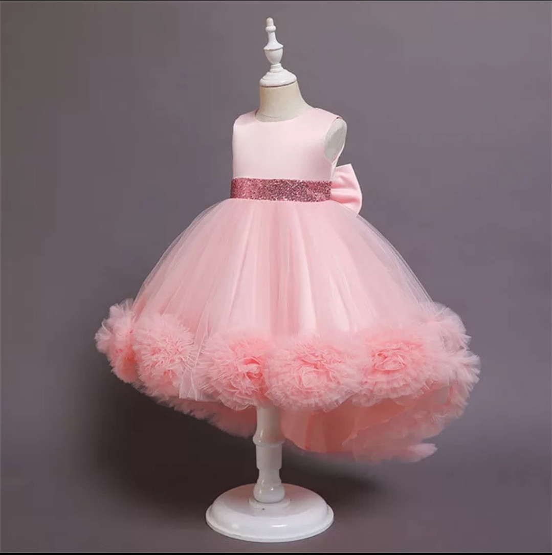Плаття ніжно рожеве каскадне Dresses gently pink cascading