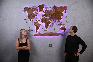 Дерев'яна карта світу на стіну з підсвіткою на акрилі 3Д