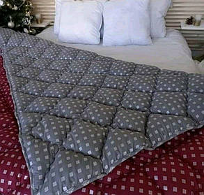 Двоспальну ковдру і дві подушки