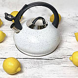 Чайник зі свистком 3 л мармурове покриття Edenberg EB-8812 Чайник для індукційної плити Чайник газовий, фото 7