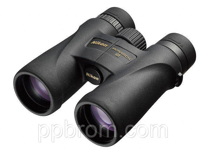 Бінокль Nikon Monarch 5 10x42 (багатошарове покриття лінз, азотозаповнений)