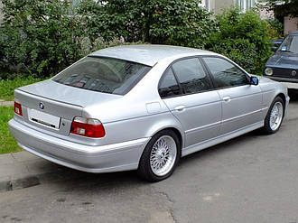 Козирок спойлер заднього скла (Бленда) BMW E39 1996-2003 г.