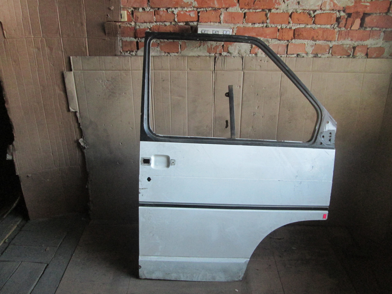 No157 Б/у Двері передні права для Renault Trafic 1981-2001