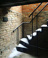 Лестница металлическая с забежными ступенями